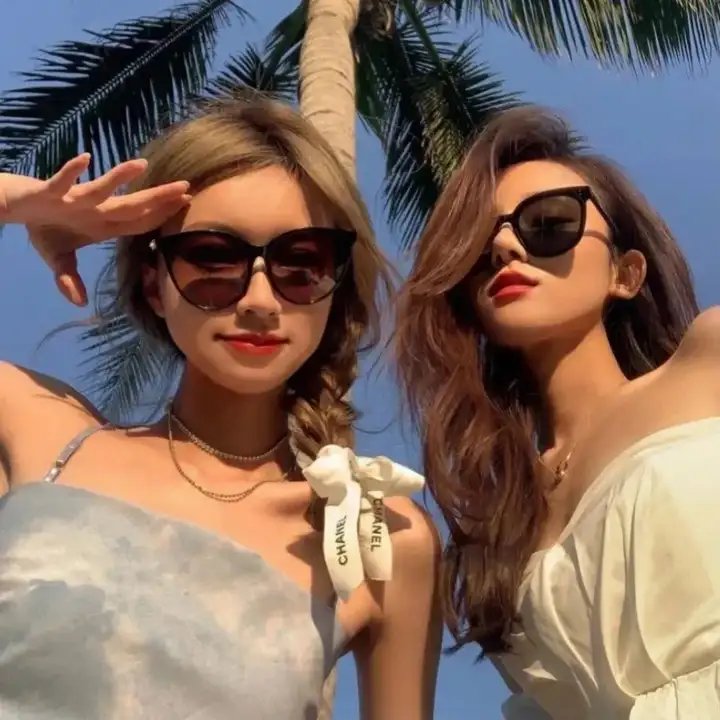 七彩狗